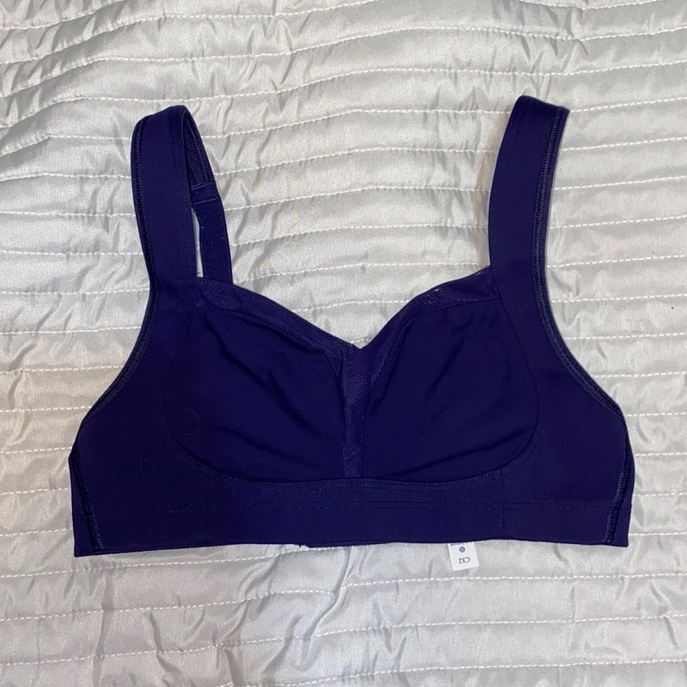 Lululemon navy sports bra